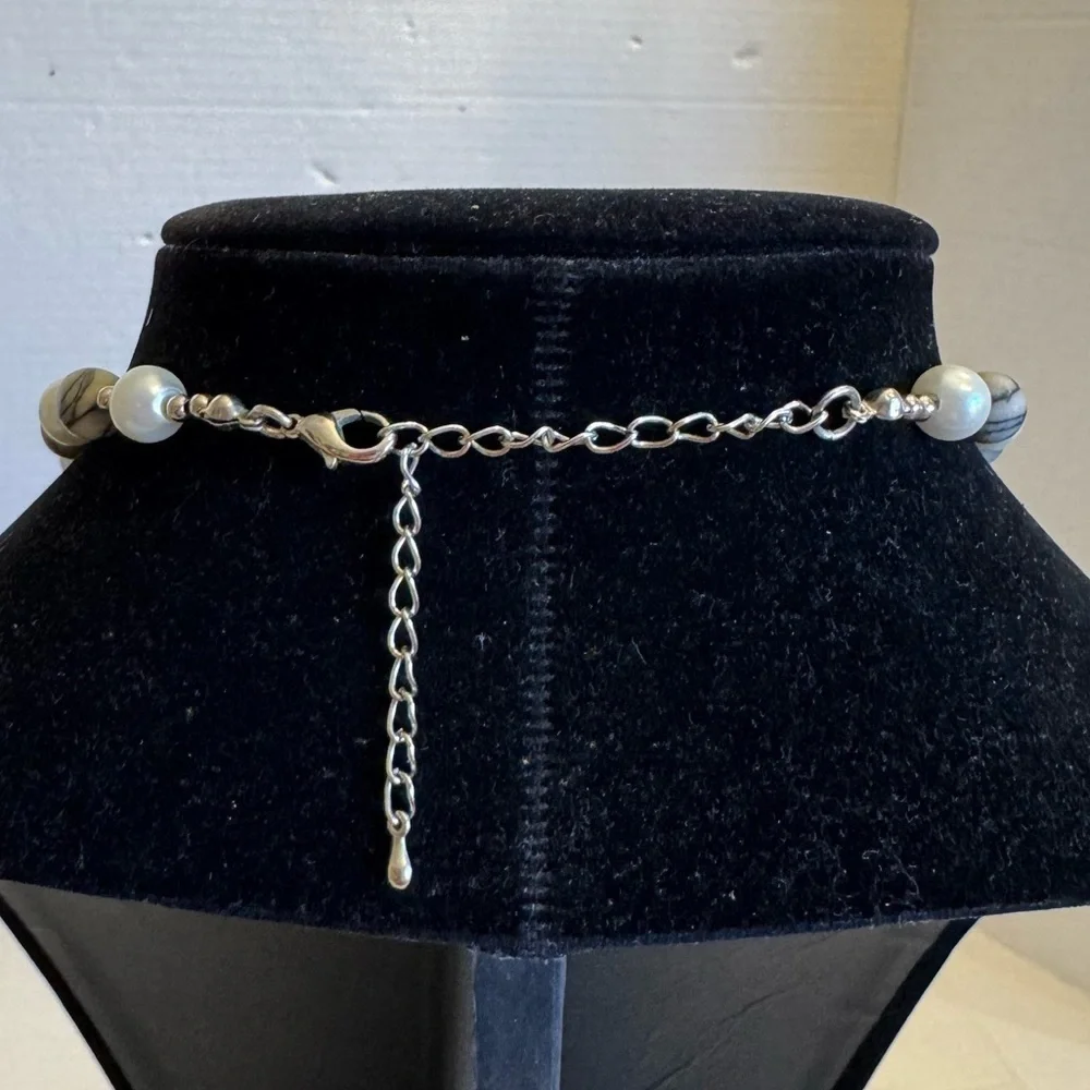 Natural Stones Necklace Abalone Shell, Zebra Jasper, Fresh Water Blister Pearls - Picture 11 of 16